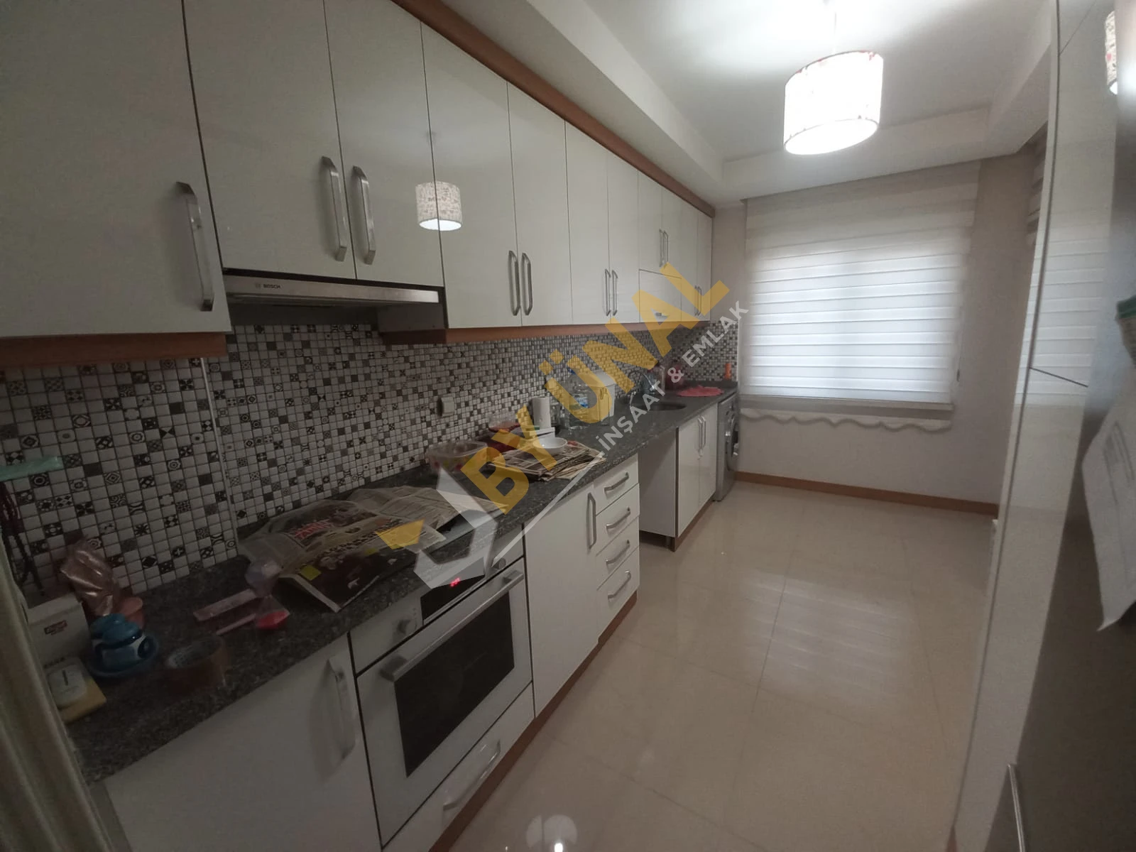 BY ÜNAL'DAN SÜTÇÜLER'DE HASTANEYE VE TRAMVAYA YÜRÜME MESAFESİNDE  2+1 KATTA SATILIK DAİRE