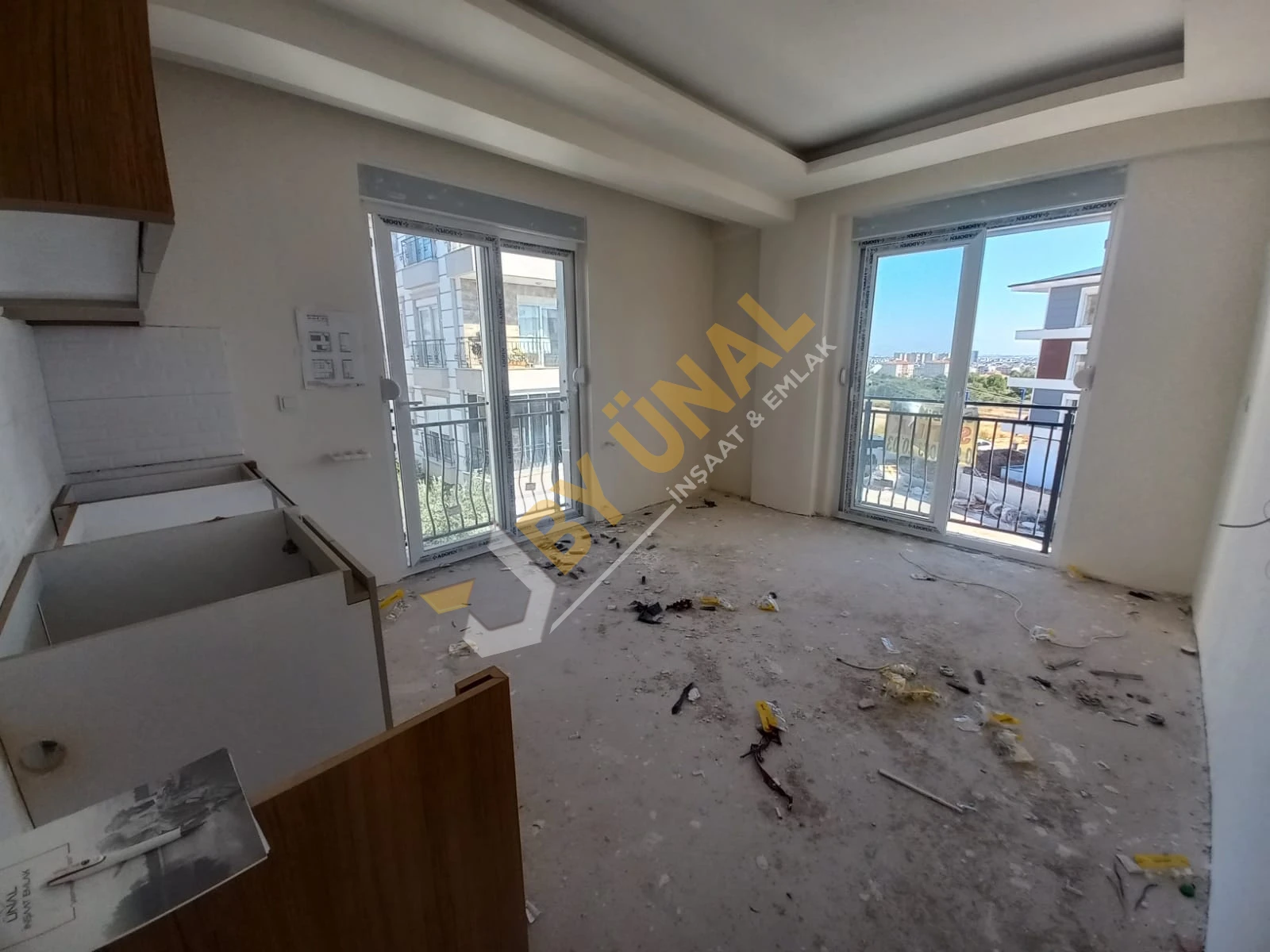 BY ÜNAL'DAN KEPEZ KÜTÜKÇÜ'DE ASANSÖRLÜ KATTA SATILIK SIFIR DAİRE
