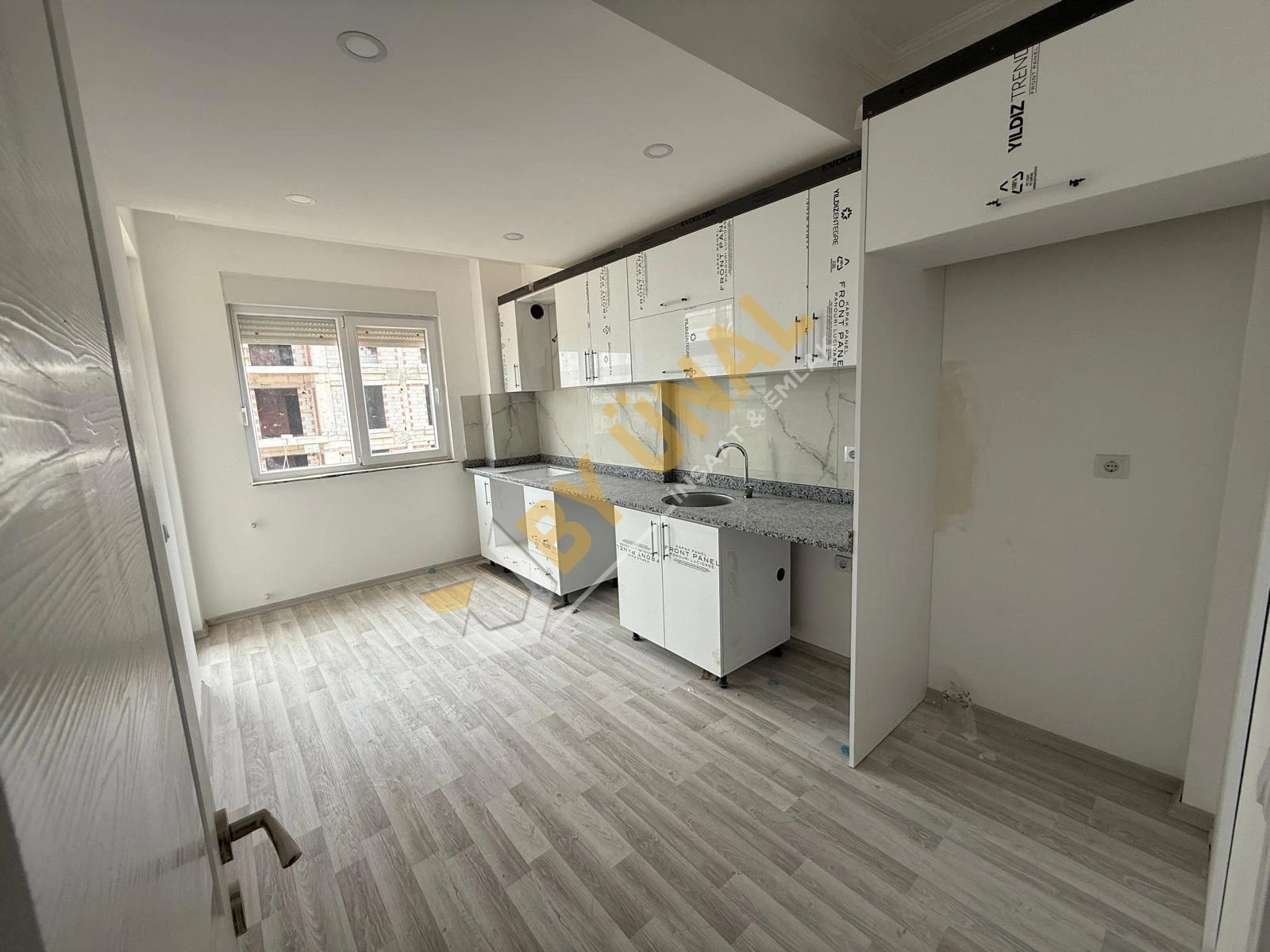 BY ÜNAL'DAN KEPEZ ÇANKAYA'DA ASANSÖRLÜ SATILIK SIFIR DAİRE