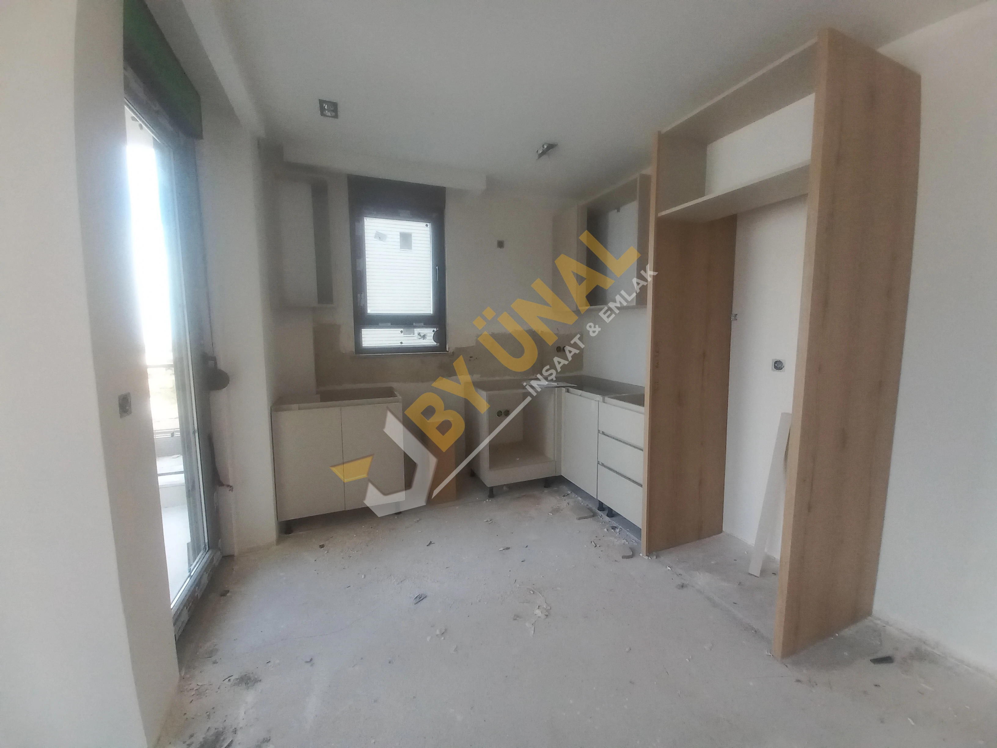 BY ÜNAL'DAN KEPEZ ÇANKAYA'DA HVUZLU SATILIK SIFIR DAİRE