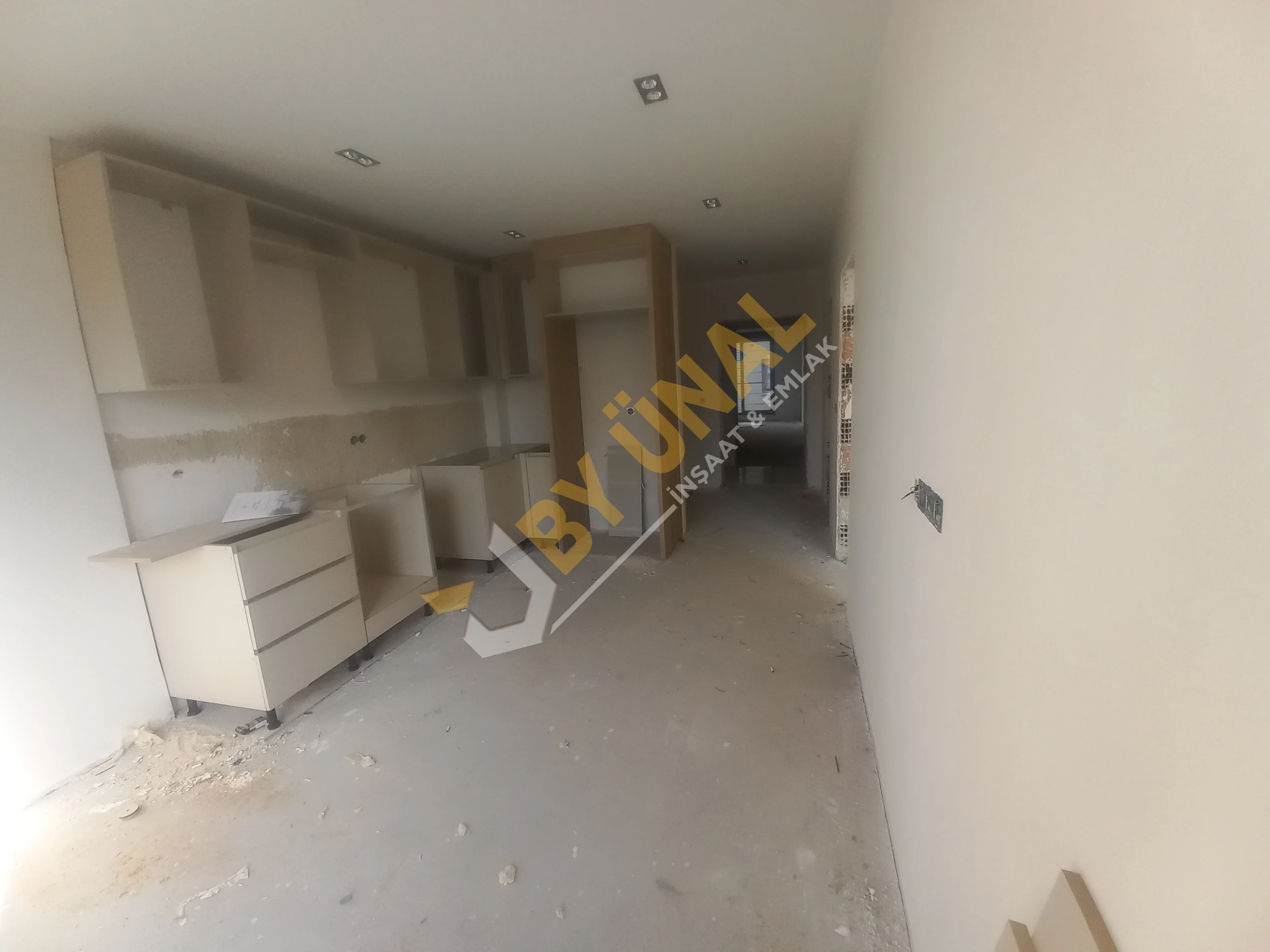 BY ÜNAL'DAN KEPEZ ÇANKAYA'DA HAVUZLU SATILIK SIFIR DAİRE