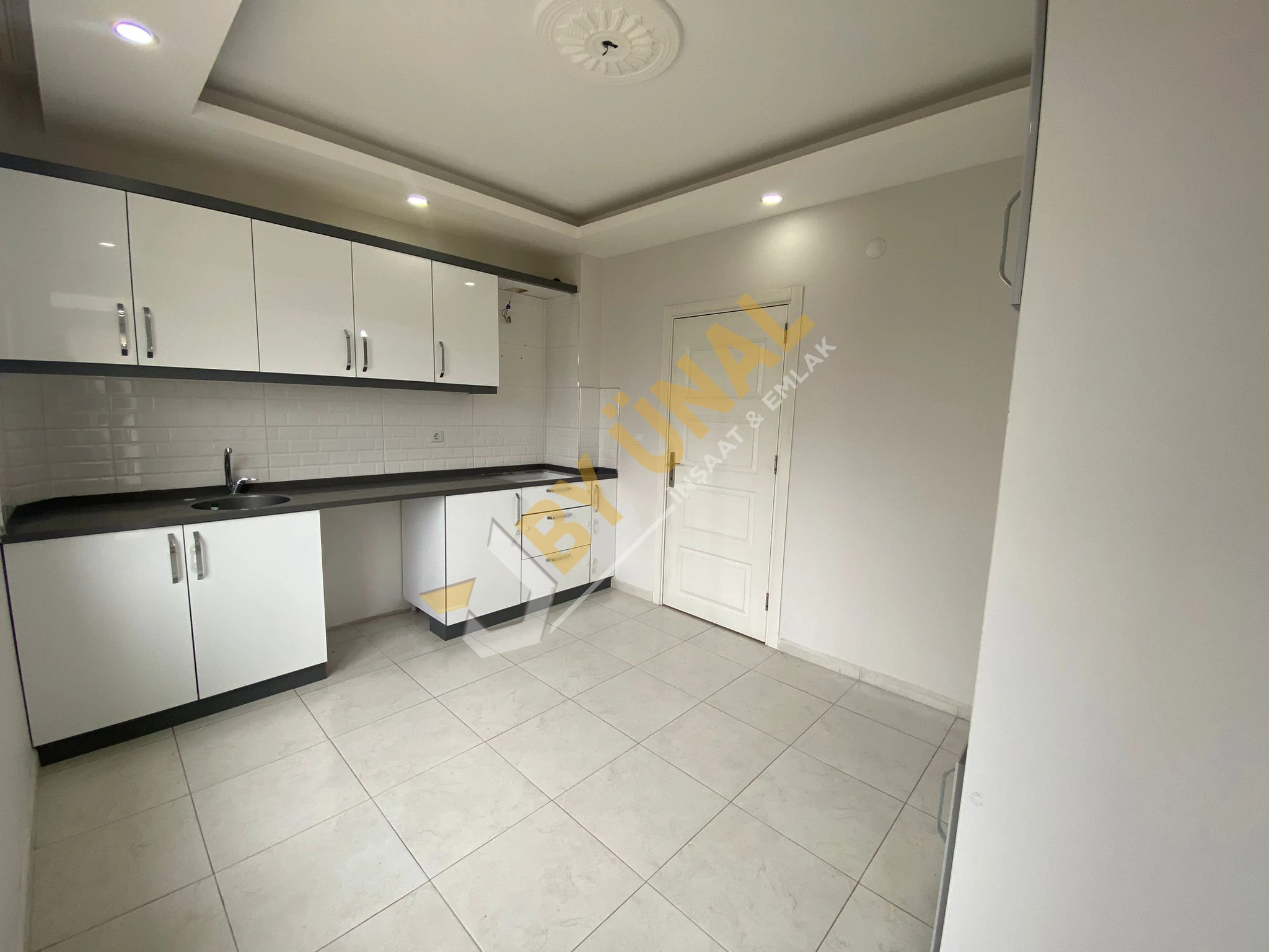 BY ÜNAL'DAN_ÇANKAYA'DA TEK TAPU ÜSTÜNE BAĞIMSIZ 2 ADET SATILIK 3+2 DAİRE